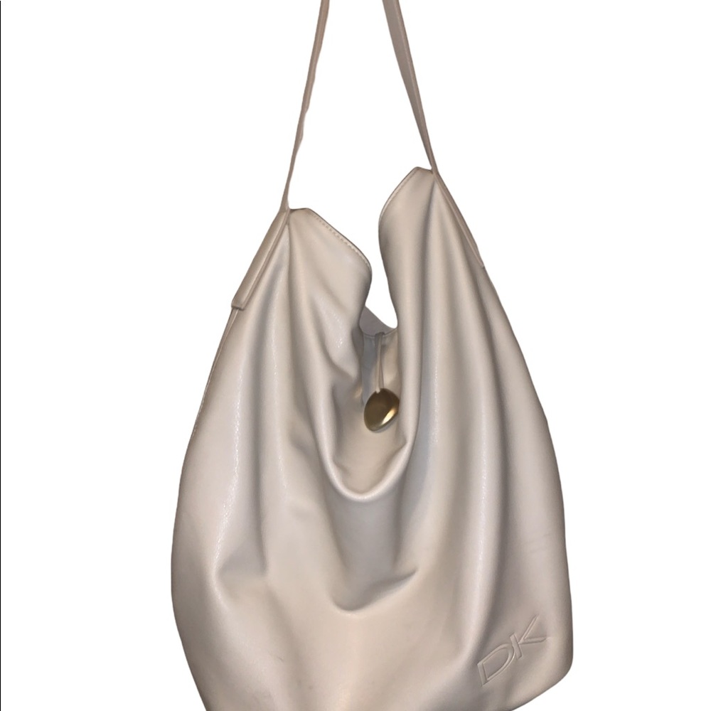 DKNY tote bag! Great condition, used twice.